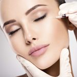 Injection de botox dans le visage